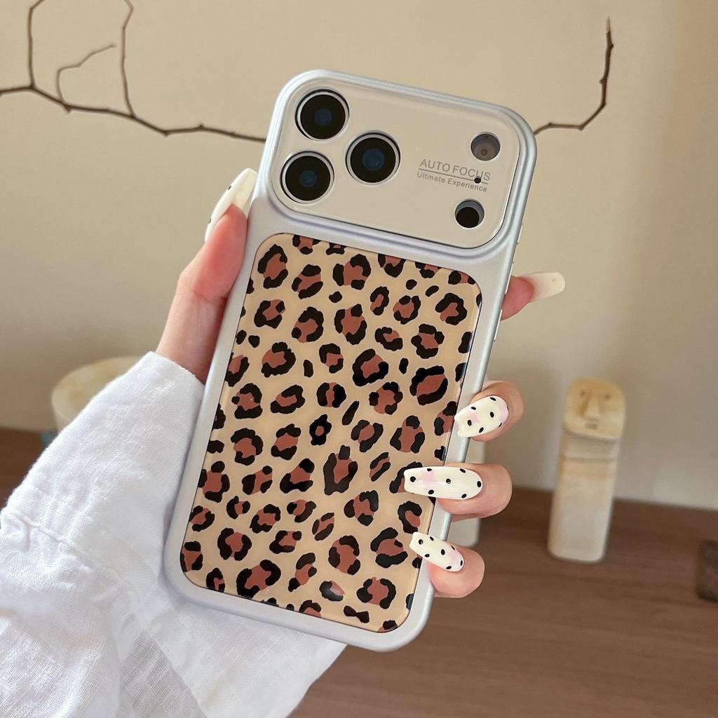 European Leopard Print Drop-Proof Phone Case for iPhone 14, 15, 16, 17 Pro Max.