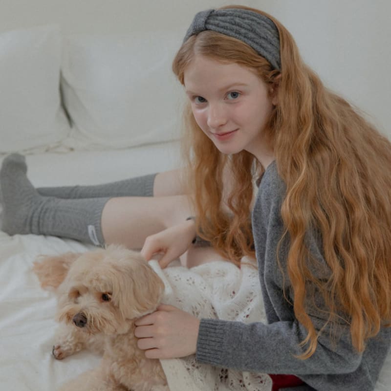 mellotory 100% cashmere cable hairband (charcoal)