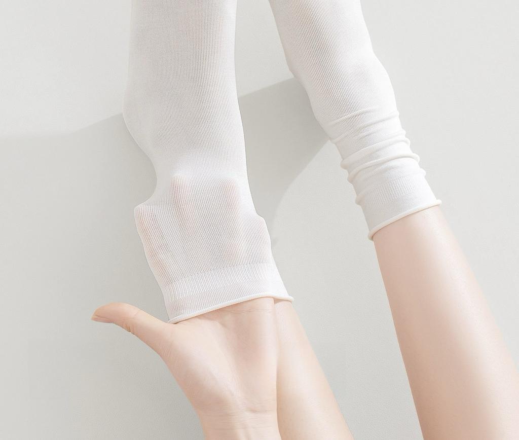 10 Pairs Thin Ice Silk Women's Long Tube Socks Summer Cool Mid Calf Socks Black and White Ice Ice Socks Pile Pile Ladies' Socks