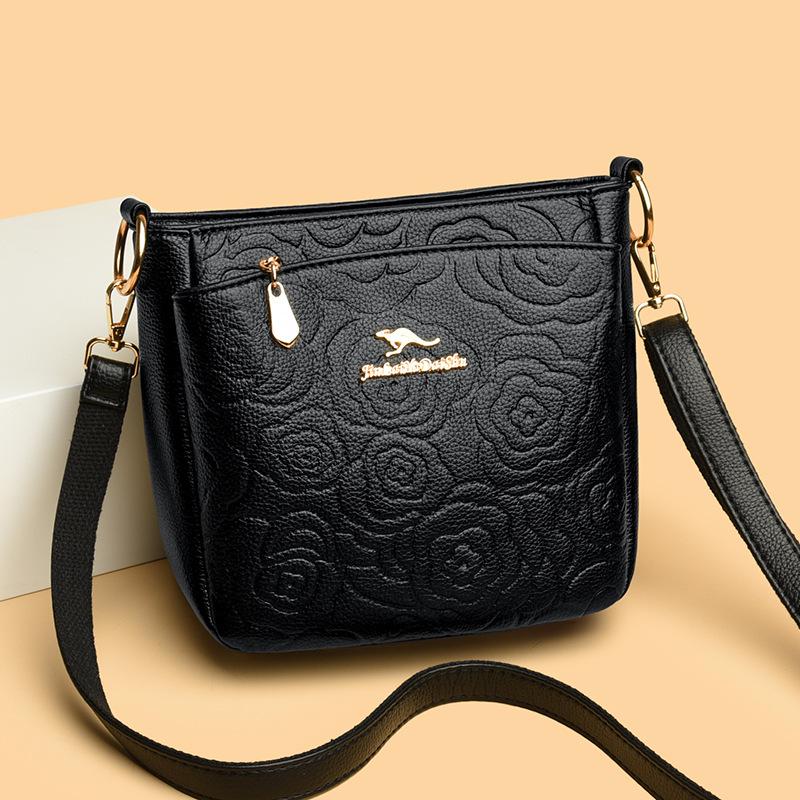 Simple and large-capacity bag women's 2025 autumn and winter fashion messenger bag versatile shoulder small square bag soft leather mother bag