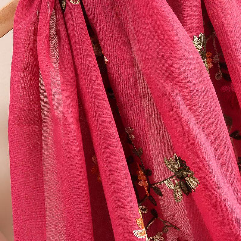 Ethnic Style Embroidered Cotton-Linen Scarf: Thin, Breathable, Fashionable Sun Protection; Wear as Head Wrap or Shawl.