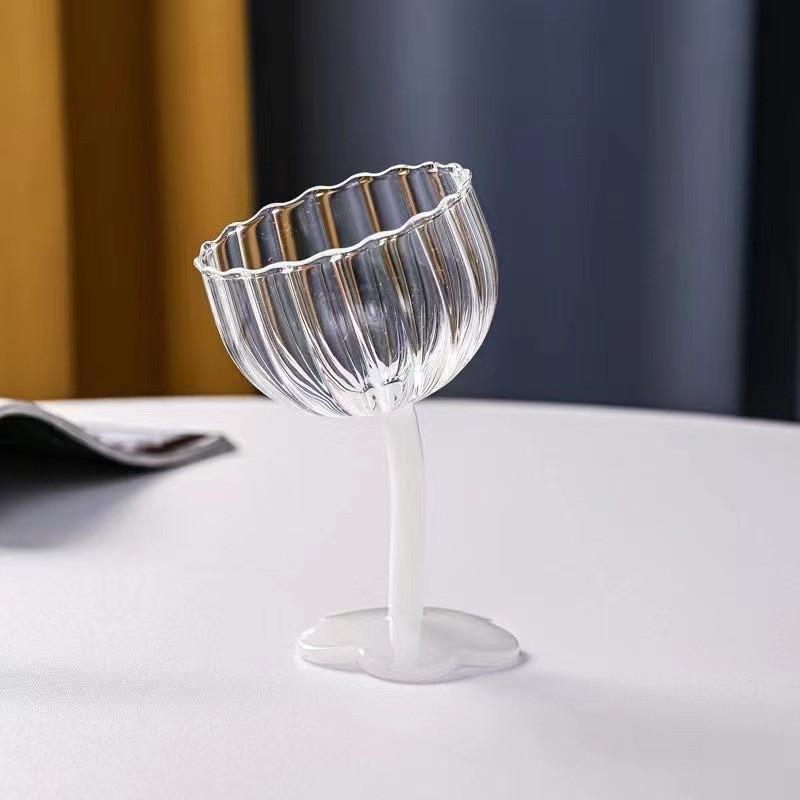 Glass Cup Vintage Lovely Flower Coffee Cups Crystal Glasses Cocktail Wine Champagne Water Glass Mug Drinking Wave Vases High Fee