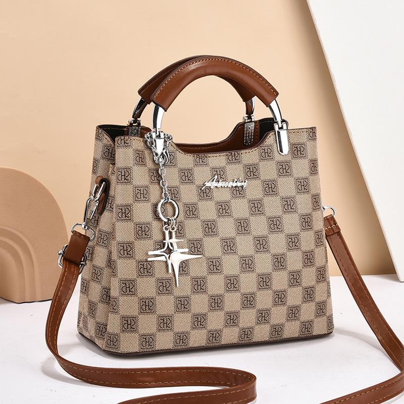 

ag women s autumn new fashion portable commuter versatile shoulder messenger bag women s bag small square bag