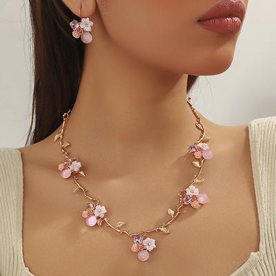 Elegante Conjunto de Joyería para Mujer con Collar y Pendientes Florales Morados Adecuado para Cena, Casual, Negocios y Múltiples Ocasiones