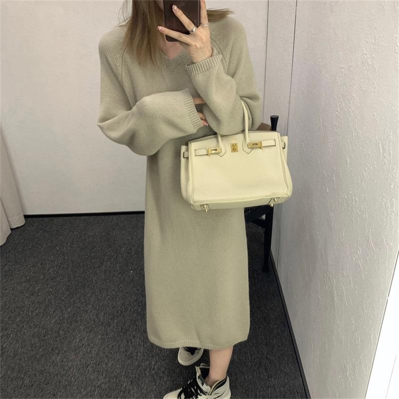 Autumn and winter new lazy wind sweater skirt loose fashion temperament V-neck knitted bottoming dress