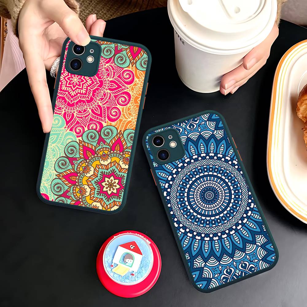 Mandala Painting For iPhone 11 12 13 14 15 16 Pro Max Plus Matte Translucent Phone Cover