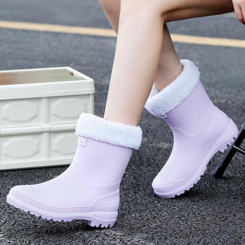 Japanese Fashion Rain Shoes Women's Solid Color Simple Medium Tube Rain Boots Waterproof and Non-slip Outer Wear Kitchen Work Water Shoes