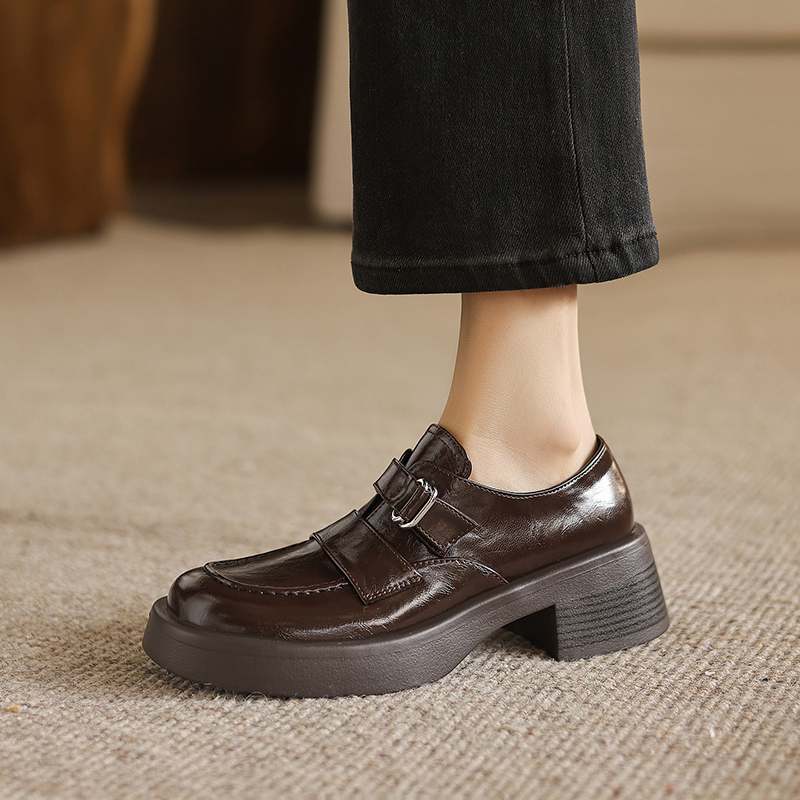 

Krazing Pot Microfiber Round Toe Chunky Heels Spring Summer Shoes Big Size 43 Size 33 Women Metal Buckle Platform Pumps 33 коричневий