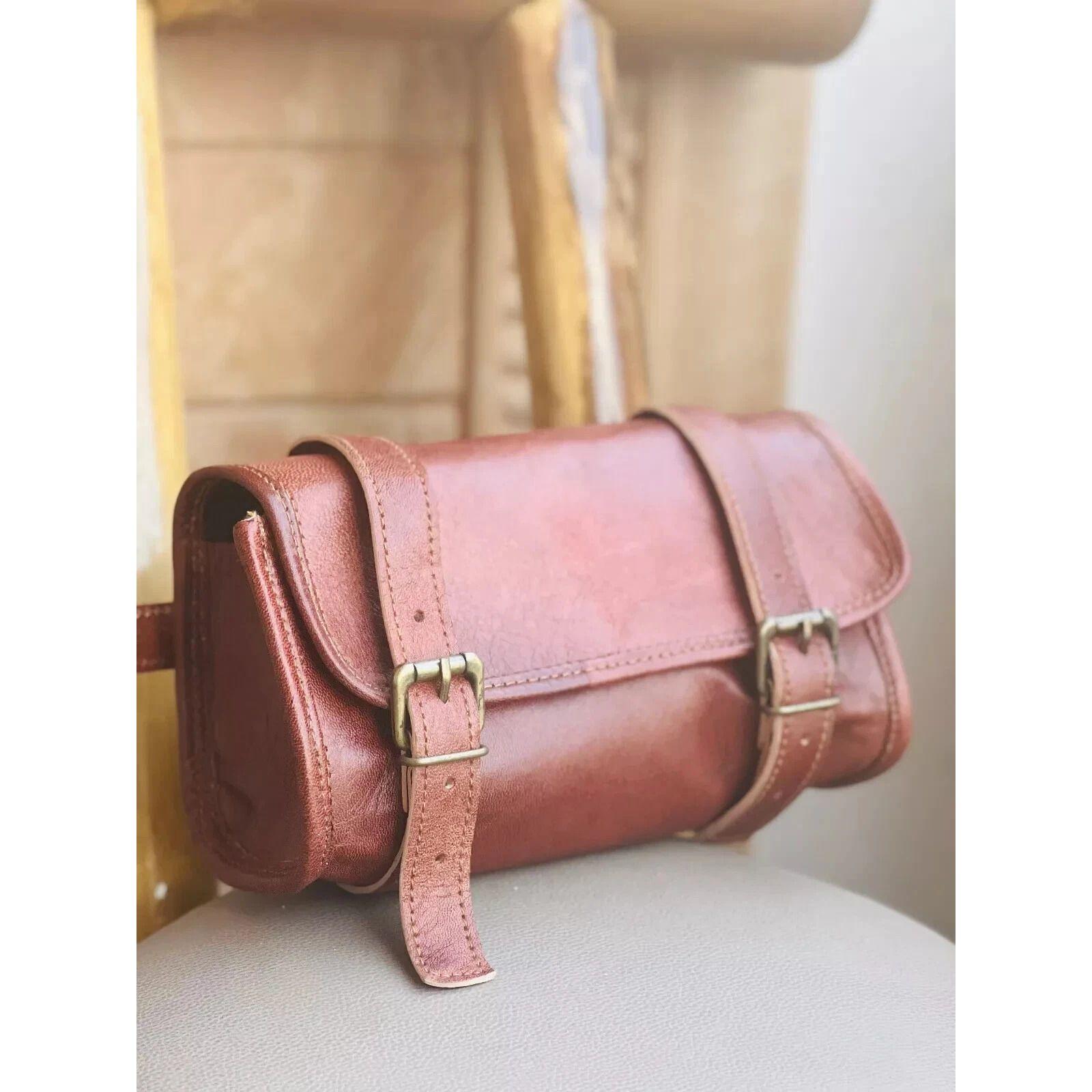 

Real Goat Famous Leather Tool Bag Motorcycle Genuine 9 x 5 x 4 in