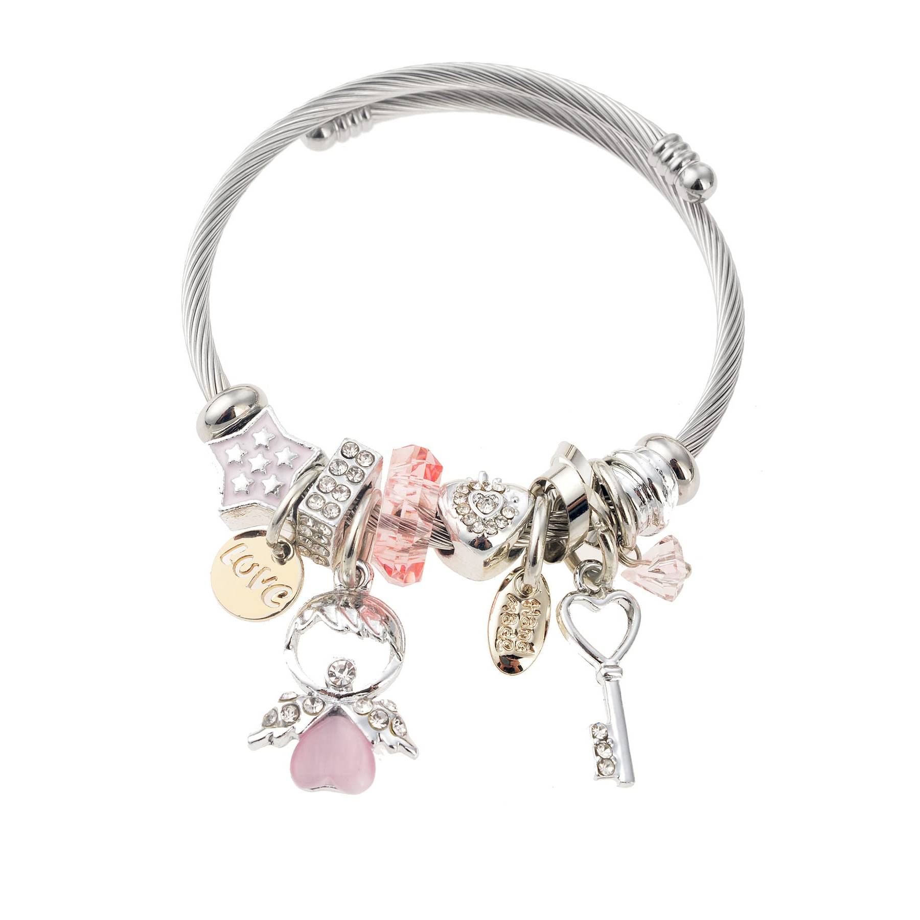 

Розовый браслет в форме сердца