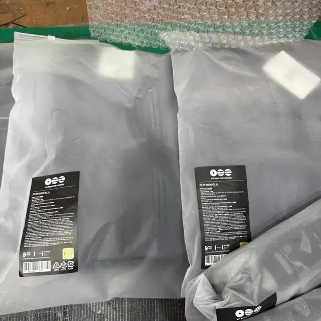 BTS ARIRANG Welttournee Offizieller Reißverschluss-Hoodie | K-Pop Konzert Merchandise