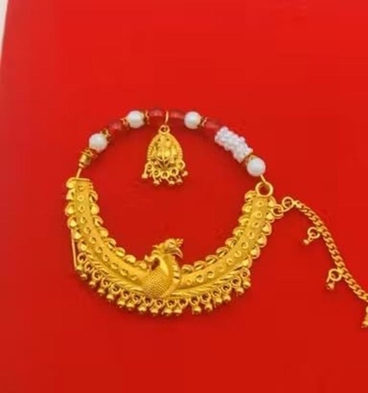 TreegoArt Beautiful Uttarakhand Pahadi Nath Design with Chain for Womens and Bride - Pack of 1 золотистый