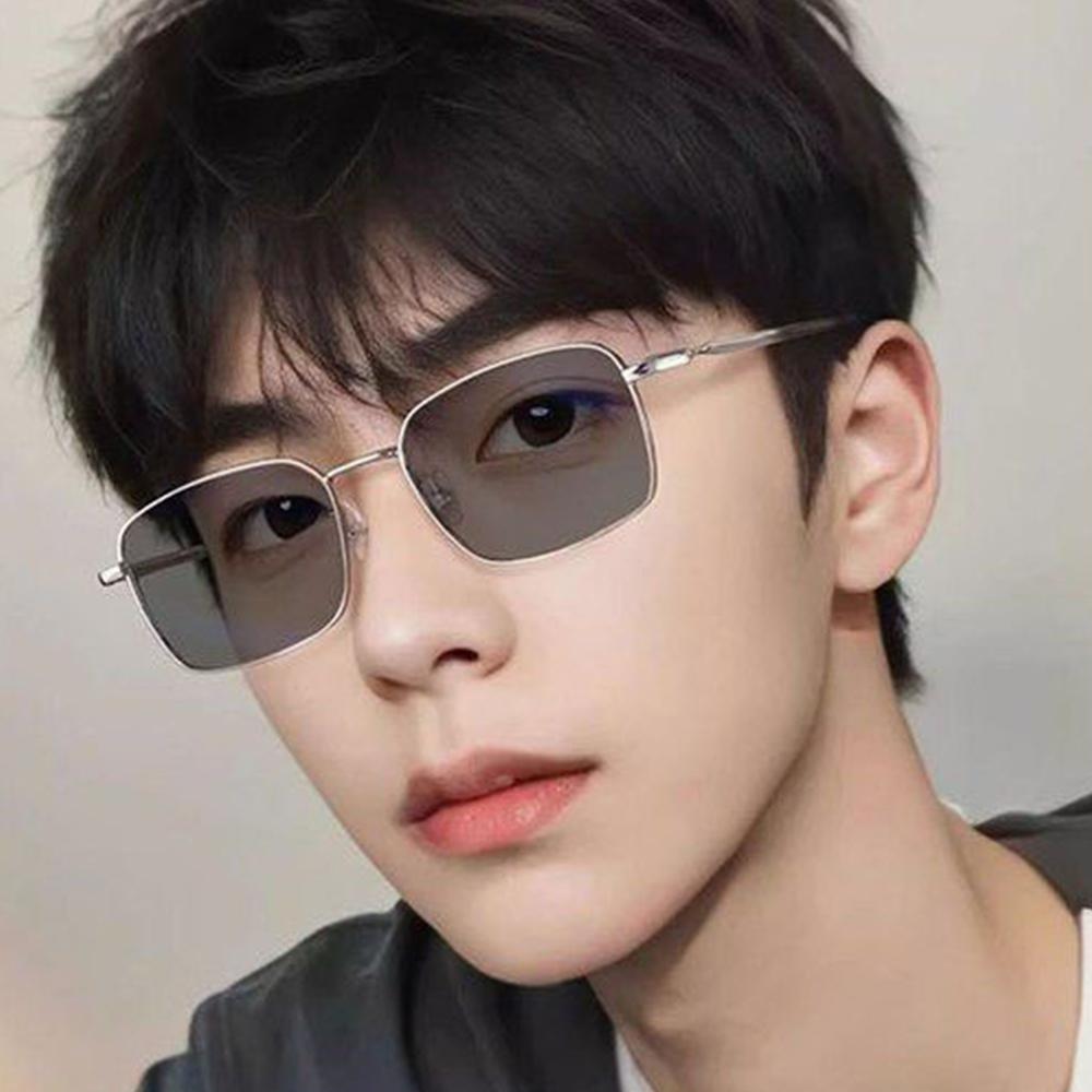 Color Changing Anti Blue Light Glasses Photochromic Glasses Retro Metal Frame Glasses Computer Eyeglasses Chameleon Sunglasses