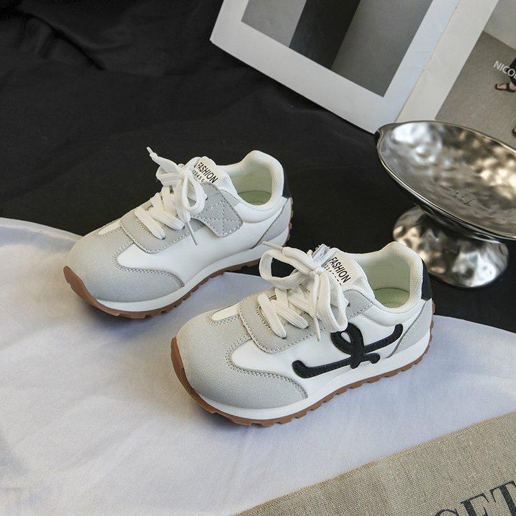 

Girls shoes, sports shoes, children s mesh breathable moral training shoes 2025 spring and autumn new boys non-slip casual Forrest Gump shoes 37 yards inner length about 23CM серый