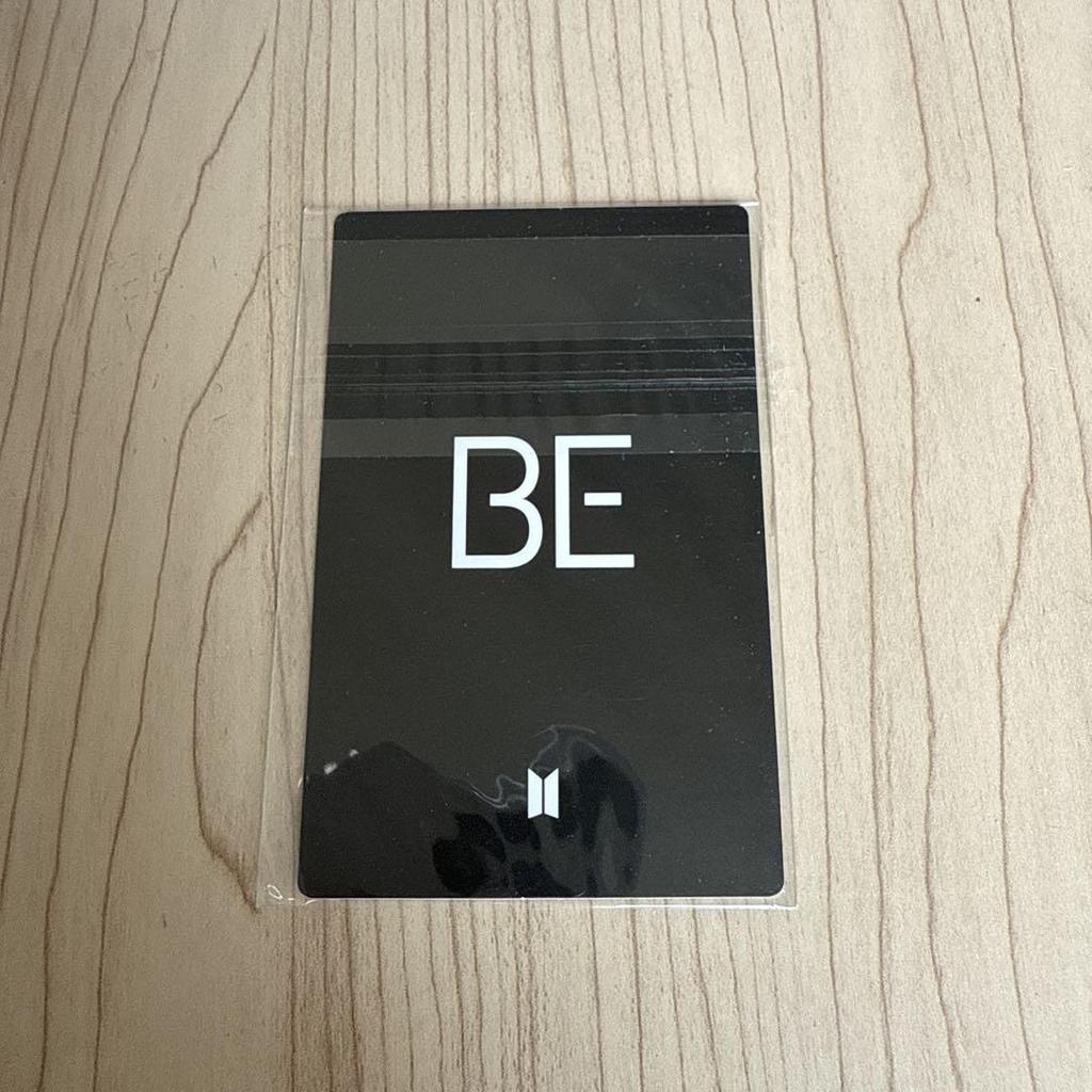 [USED] BTS BE Universal Hologram Trading Card V Taehyung