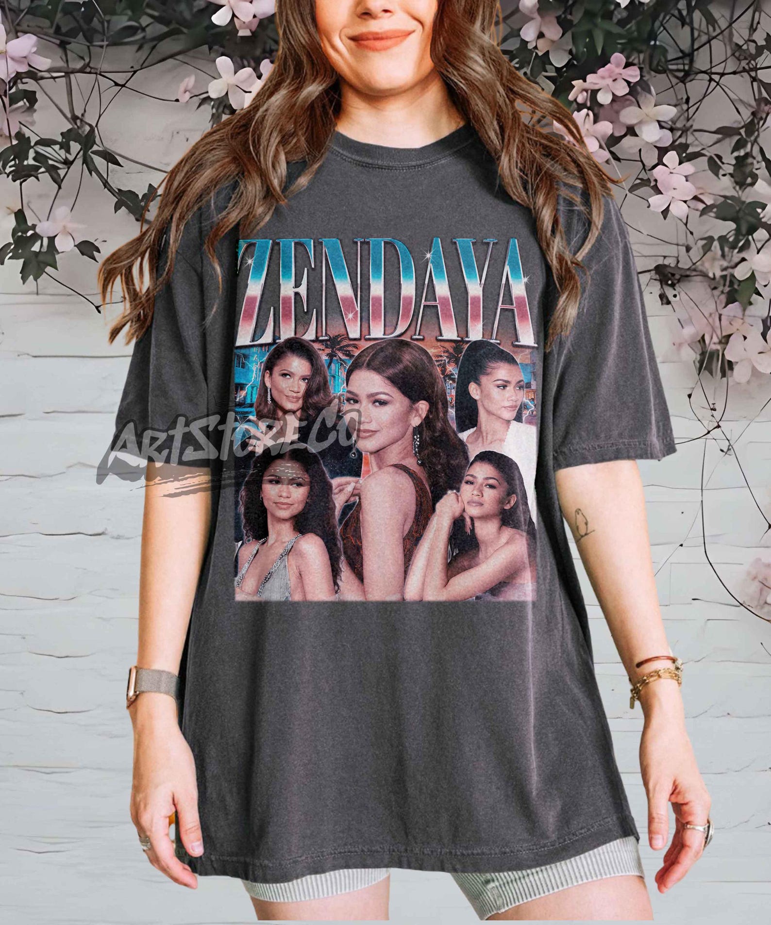 Zendaya Collage Graphic Tee, Retro Vintage Style Apparel M