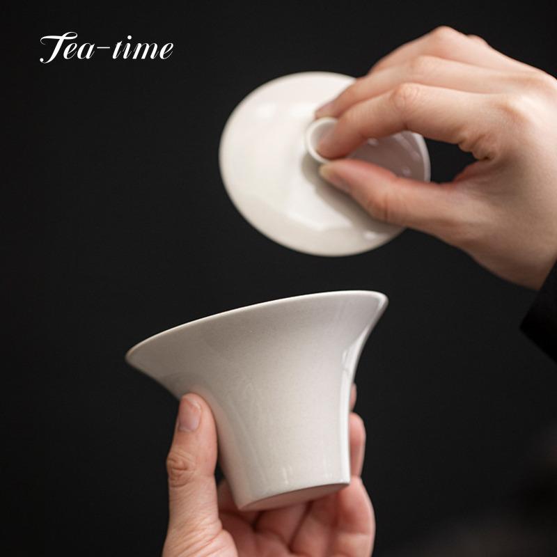 Pure Hand Gaiwan Ceramic Tea Tureen 150ml Grass Ash Covered Bowl Gaiwan Porcelain Cup Two Talents Bowl With Lid Kungfu Tea Set