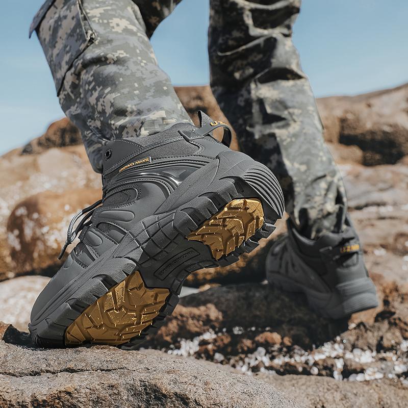 New Men's Tactical Boot Breathable Safety Anti-Slip Hunting Boot Motorcycle Male Army Boots Desert Climbing Hiking Shoes Size Plus