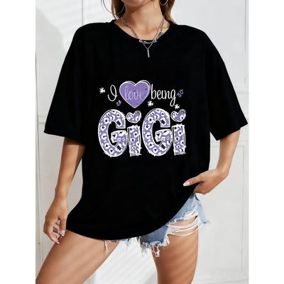 T-shirt Blanc Oversize Avec Love Being Gigi Imprimé Léopard Violet Et Motif Cœur Pour Tenue Décontractée Et Cadeau