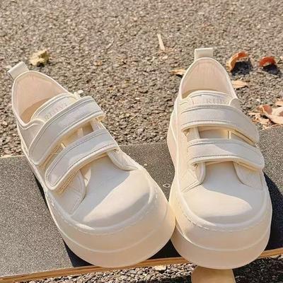Damenschuhe – Sportschuhe