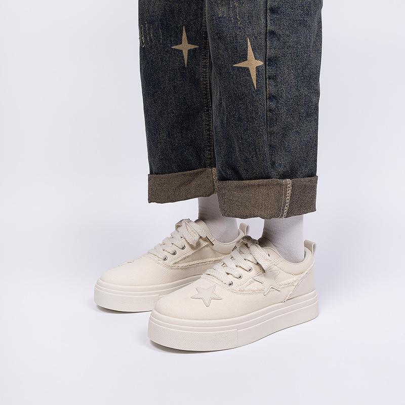 Sapatos de lona masculinos versáteis globais ZHQ-HY836 sapatos de prancha tendência de primavera sapatos masculinos de plataforma para aumentar a altura retrô sapatos brancos pequenos