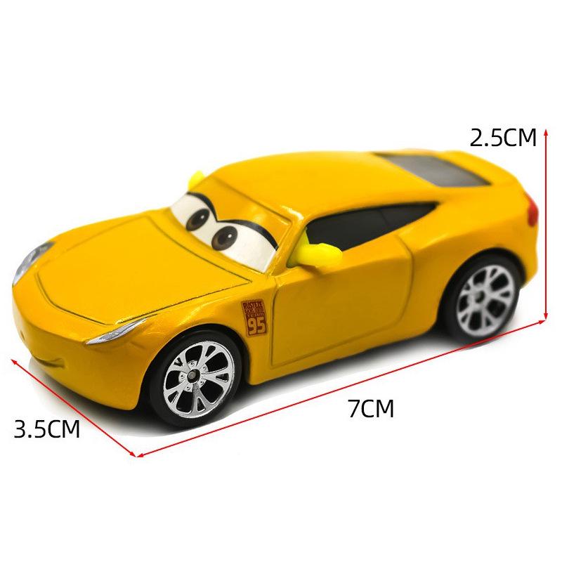 Cars 2 Mater Granny & Dr. Keno Diecast Toy Car Model