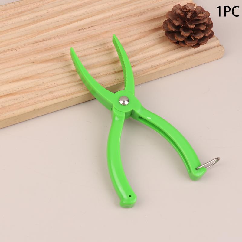 

Устройство для контроля рыбы на открытом воздухе, пластиковый зажим, ручка для рыбалки, контроллер, зажим для приманки, нескользящий захват, плоскогубцы, комплект принадлежностей 1PC зелёный