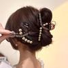 High-End Rhinestone Hair Claw: Sparkling Korean-Style Large Hair Clip for Women