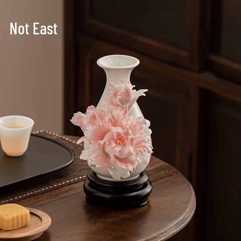 Bùdōng New Chinese Hand-pinched Ceramic Vase