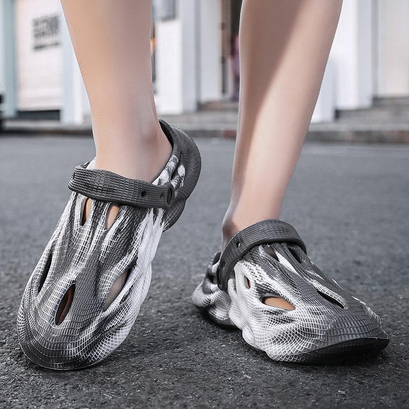 Men's Women's Sandals New Large Size EVA Light Sport Platform Slippers Men Fashion Casual Sandals Men's Shoes Wading Beach Shoes
