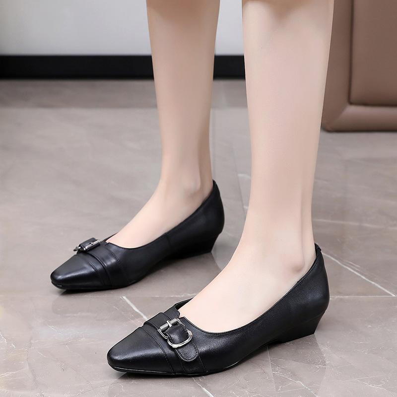 Fashion GKTINOO Autumn Spring Women Pumps Genuine Leather Shoes for Women Pointed Toe Low Heel Women Shoes Soft Buckle Female Shoes