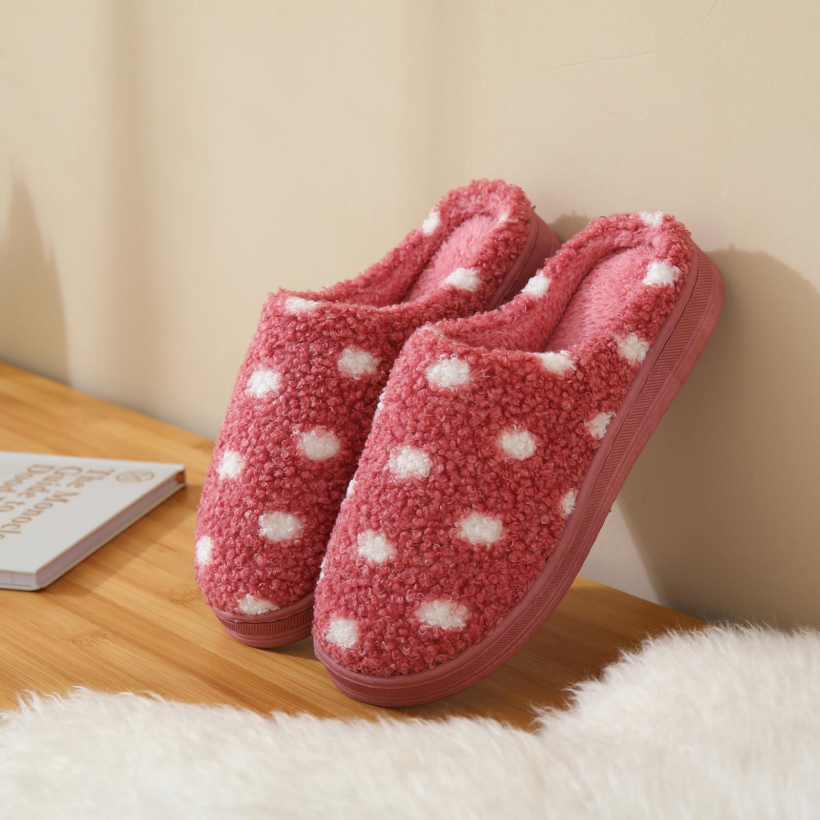 Домашние тапочки унисекс нескользящие домашние повседневные туфли с цветочным узором зимние тапочки 40-41 красный 898₽