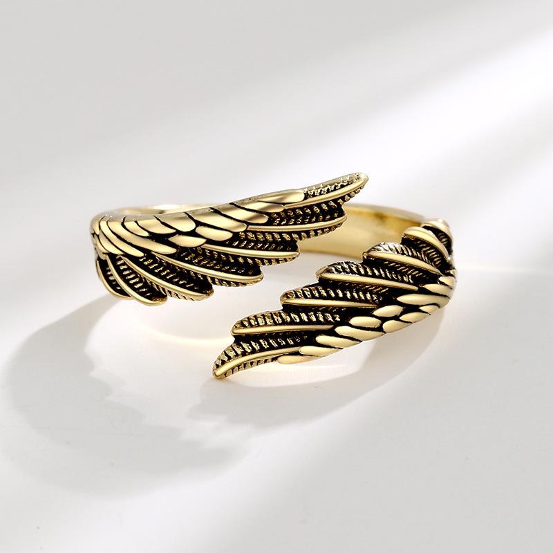 Unisex Retro Sterling Silver Angel Wings Ring - Stylish, Trendy, Light Luxury, Creative Niche Design.