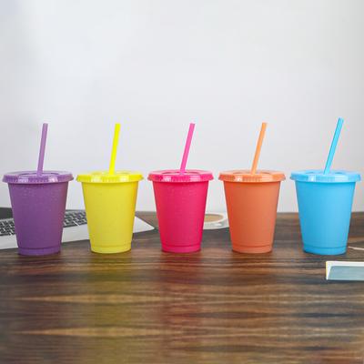 Recipientes para bebidas – Vasos desechables