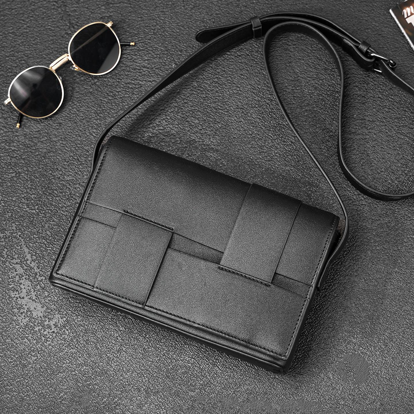 Girlsiii Shoes Men's Black Crossbody Bag Niche Design Sense Small Square Bag Tide Brand Commuter Mail Carrier Bag Single Shoulder Bag