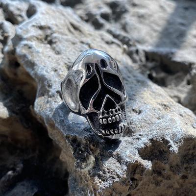 Punk Fashion Skeleton Vintage Stainless Steel Ring Skull Gift for Men Domineering Unisex Hip Jewelry Metal Gothic Rock Wholesale