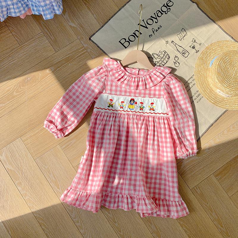 Princess Cartoon Embroidered Plaid Dress with Lotus Leaf Collar for Girls - Autumn 2026 Collection