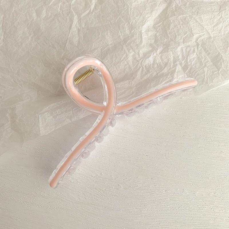 Elegant Large Oil Drip Claw Clip for Women's Hair - High-End Hair Accessories for Buns and Styling.