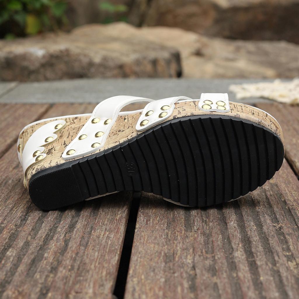 Spring and Summer Buckle Rivet Sandals Fish Mouth Wedge Heels Waterproof Platform Sandals Woman