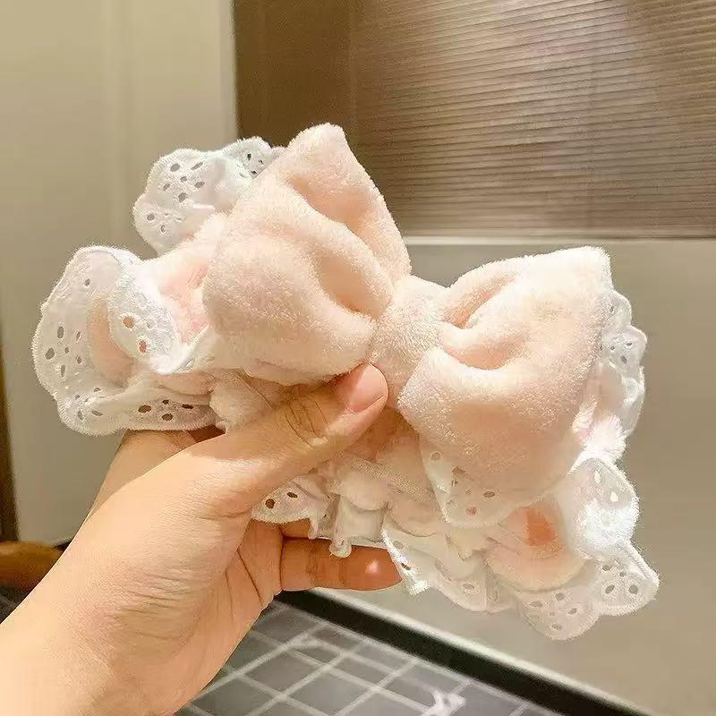 Strawberry Bear Plush Headband: Non-Slip Cute Cartoon Hair Accessory for Girls
