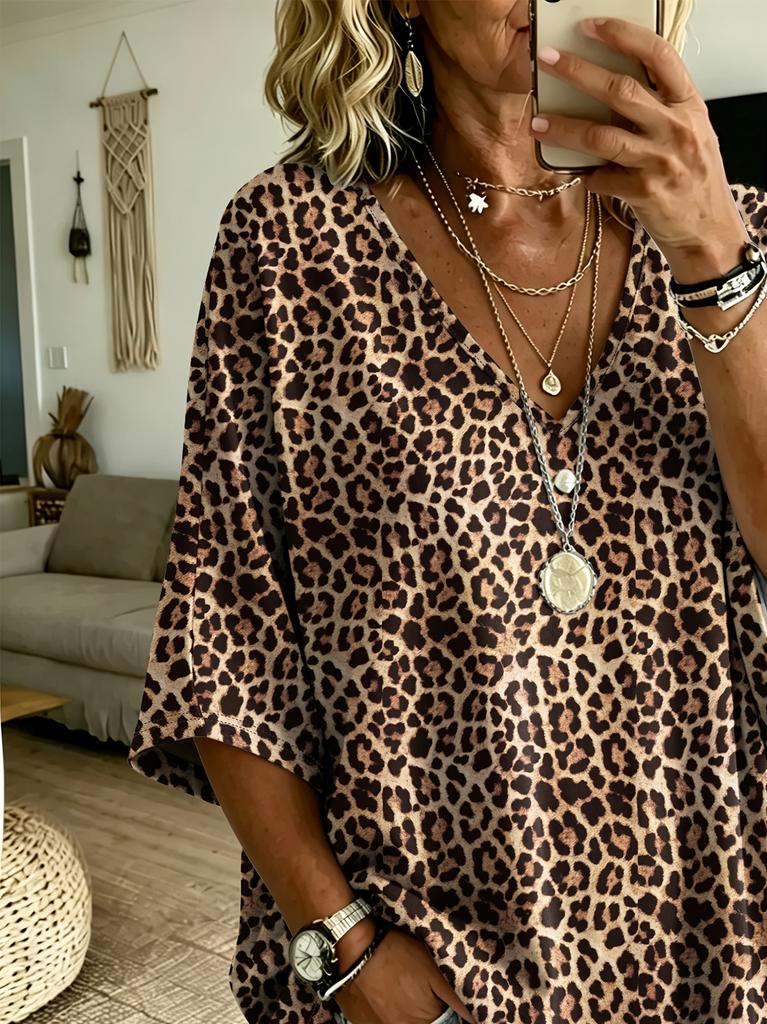 Top da donna taglia grande con scollo a V, elegante, comodo e semplice, stampa animalier, T-shirt da donna taglia grande con scollo a V
