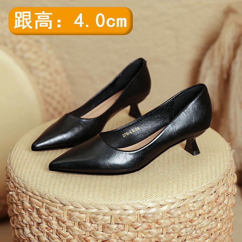 

Black high heels, thin heel temperament, professional not tired feet women s shoes 2025 new soft leather French pointed light mouth single shoes 34 чёрный