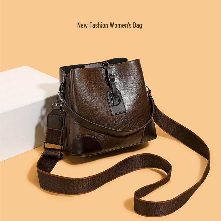 

Stylish 2025 Large Capacity Leather Textured Color Block Crossbody Bucket Bag 21*12*20 cm кавовий
