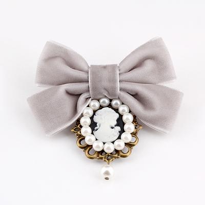 Broche de Flor de Peito Laço de Fita de Veludo Pérola Artesanal Vintage Joia Rainha Cameo Cabeça de Beleza Broche de Pérola Veneziana