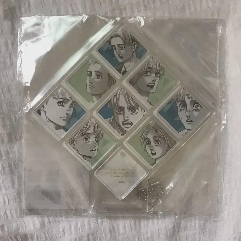 

Атака титанов Армин Anyq Cube из акрила