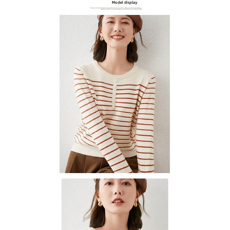 Striped long-sleeve knit top for women, 2026 spring and autumn new style, short Korean version, loose casual inner sweater