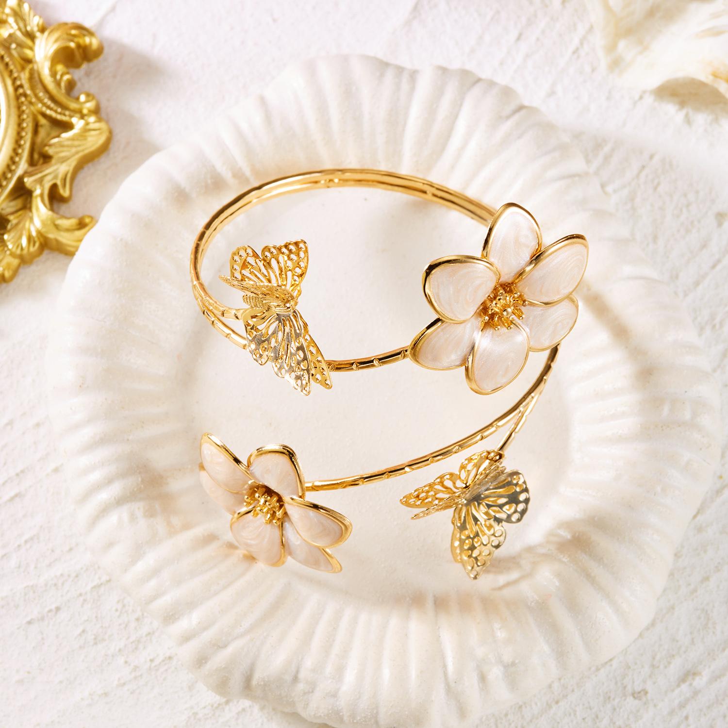 Delicate Flower Butterfly Enamel Cuff Bracelet for Women Romantic Hollow Butterfly Floral Open Bangle Party Jewelry Gift
