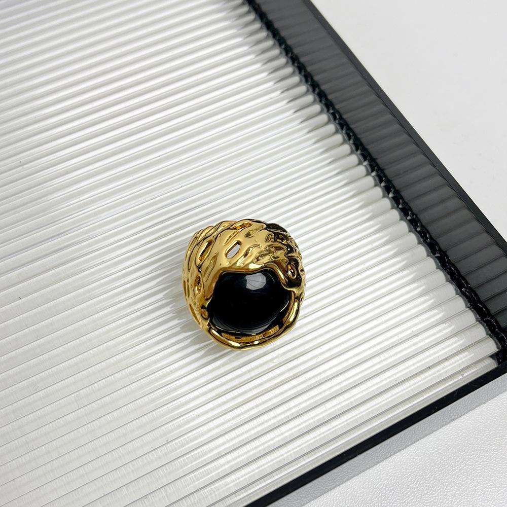 New Round Texture Hollow Fashionable Ring - Unique, Versatile, Bold and High-end Style Finger Ring