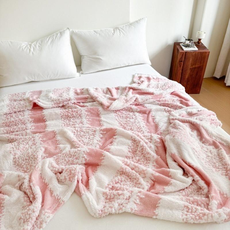 1pcs Soft Cozy Throw Blanket Warm Flannel for Sofa Office Shawl Bedroom Camping Travel with Dual Color Jacquard Cover Blankets Air Conditioning Quilt