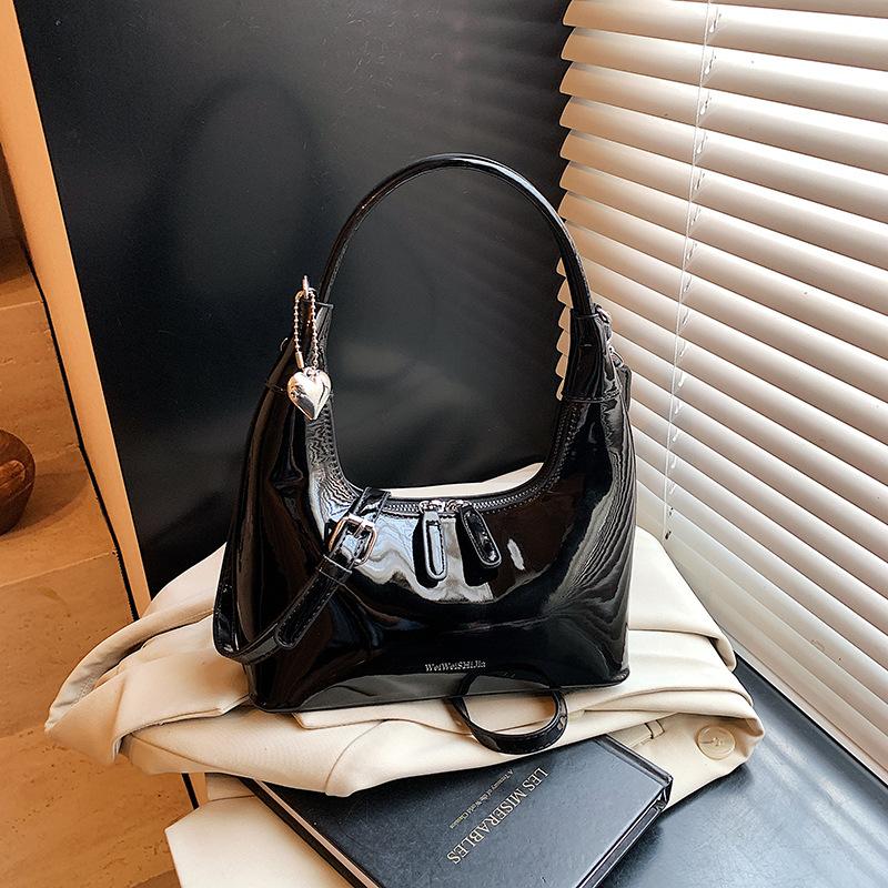 High-end niche bag women's new popular versatile messenger bag fashionable one-shoulder underarm dumpling bag